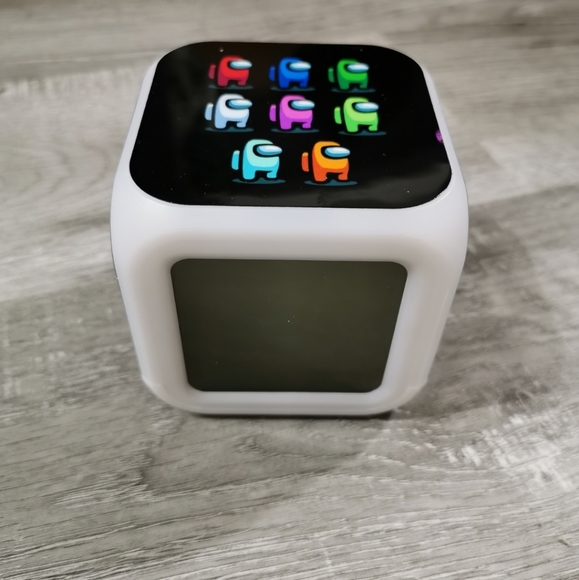 Among US Réveil matin - Picture 3 of 4